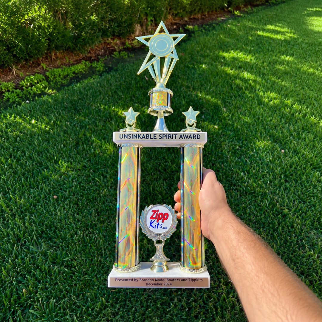 Two-column star trophy with engraved plates